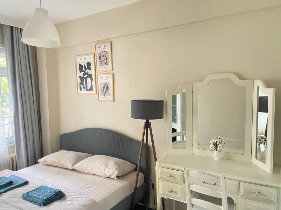 Comfy - Spacious Flat On The Kadikoey Seaside Apartment Istanbul Ngoại thất bức ảnh