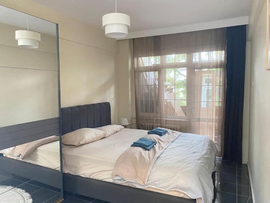 Comfy - Spacious Flat On The Kadikoey Seaside Apartment Istanbul Ngoại thất bức ảnh