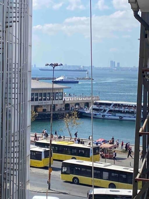 Comfy - Spacious Flat On The Kadikoey Seaside Apartment Istanbul Ngoại thất bức ảnh